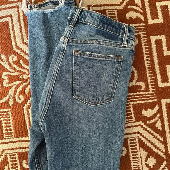 Abercrombie & Fitch The Mom High Rise Curve Love | Light wash | 27R - Picture 4 of 4